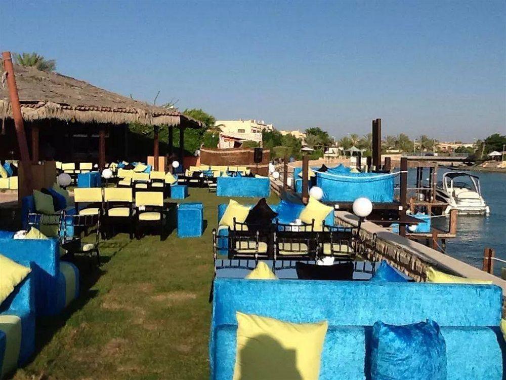Maxim Inn Marina Lake View El Alamein Bagian luar foto